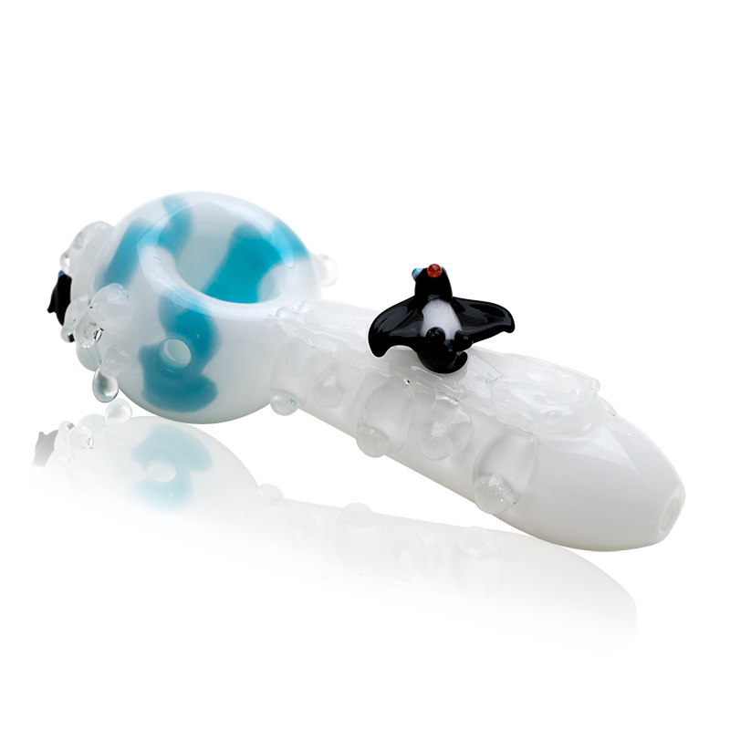 Empire Glassworks “Icy Penguins” Glass Hand Pipe – 4½″ – US-Made