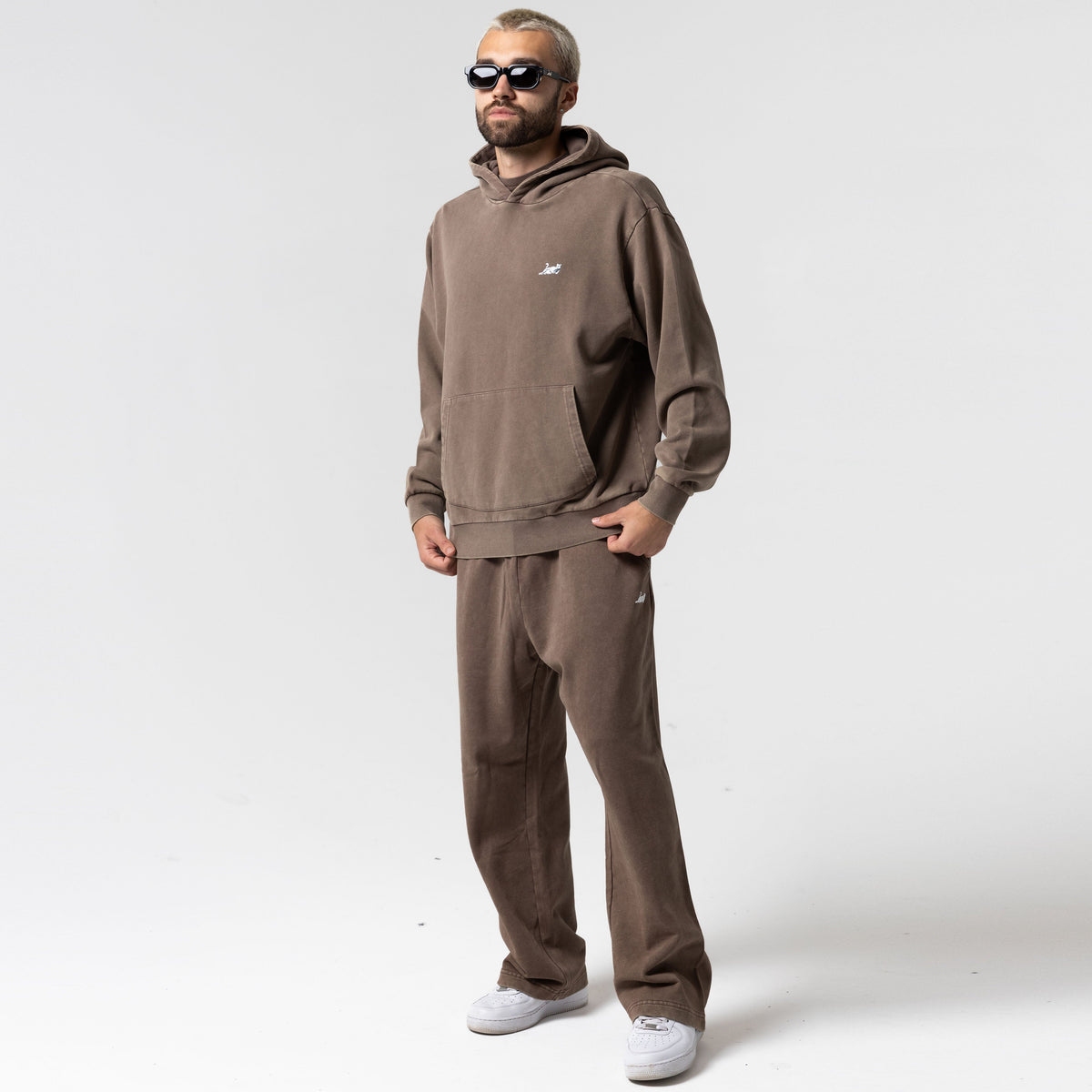Castanza Hoodie (Brown Vintage Wash)
